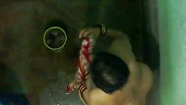 ينتهز ربيب الفرصة ليهز فيلم سكسي متحرك زوجة أبيه