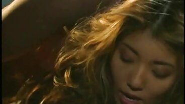 Deepthroat Queen Milena Devi تستعرض مهارات أجهزة الصراف فيلم سكسي التا اوشن الآلي