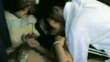 برازرز بالملل جبهة تحرير فيلم سكسي مادر پسر مورو الإسلامية قصفت أثناء القيام الغسيل